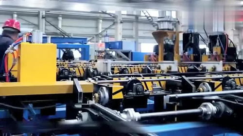 从坚硬到柔韧 探秘钢铁与柔性材料的先进加工设备与工艺